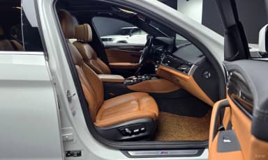5 Series (G30)