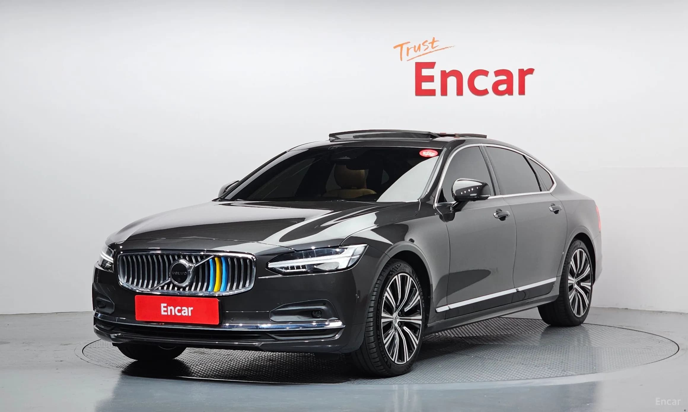 S90