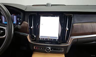 S90