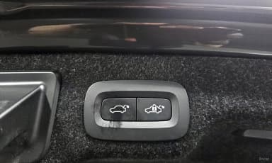 S90