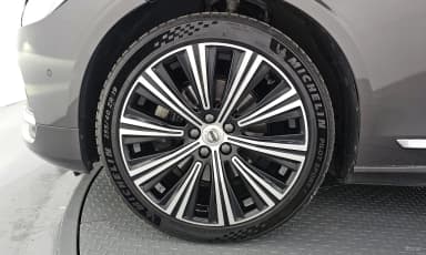 S90