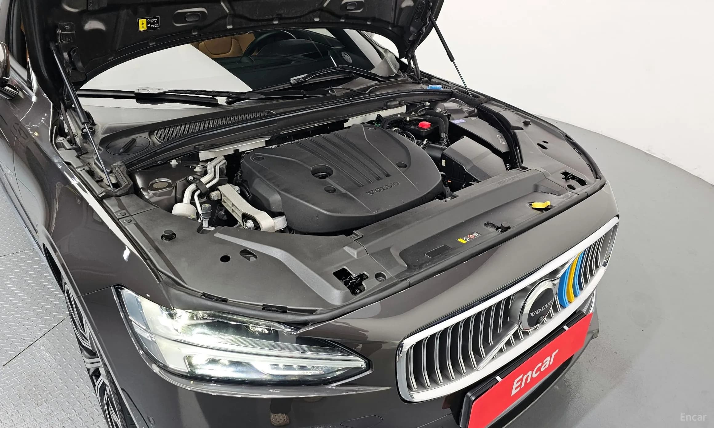 S90