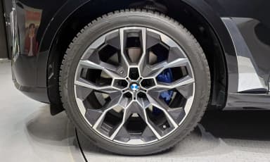 X7 (G07)