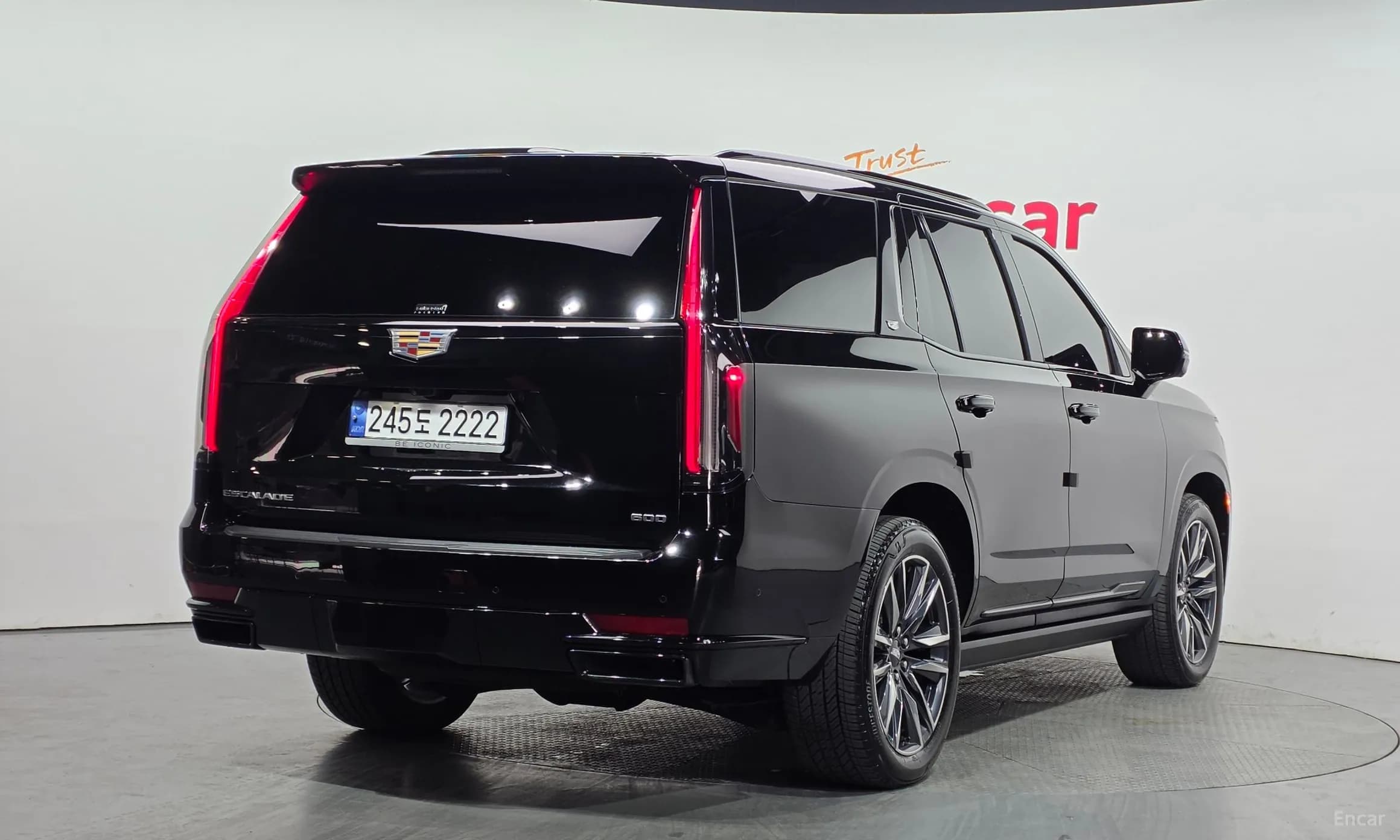 Escalade 5th Generation