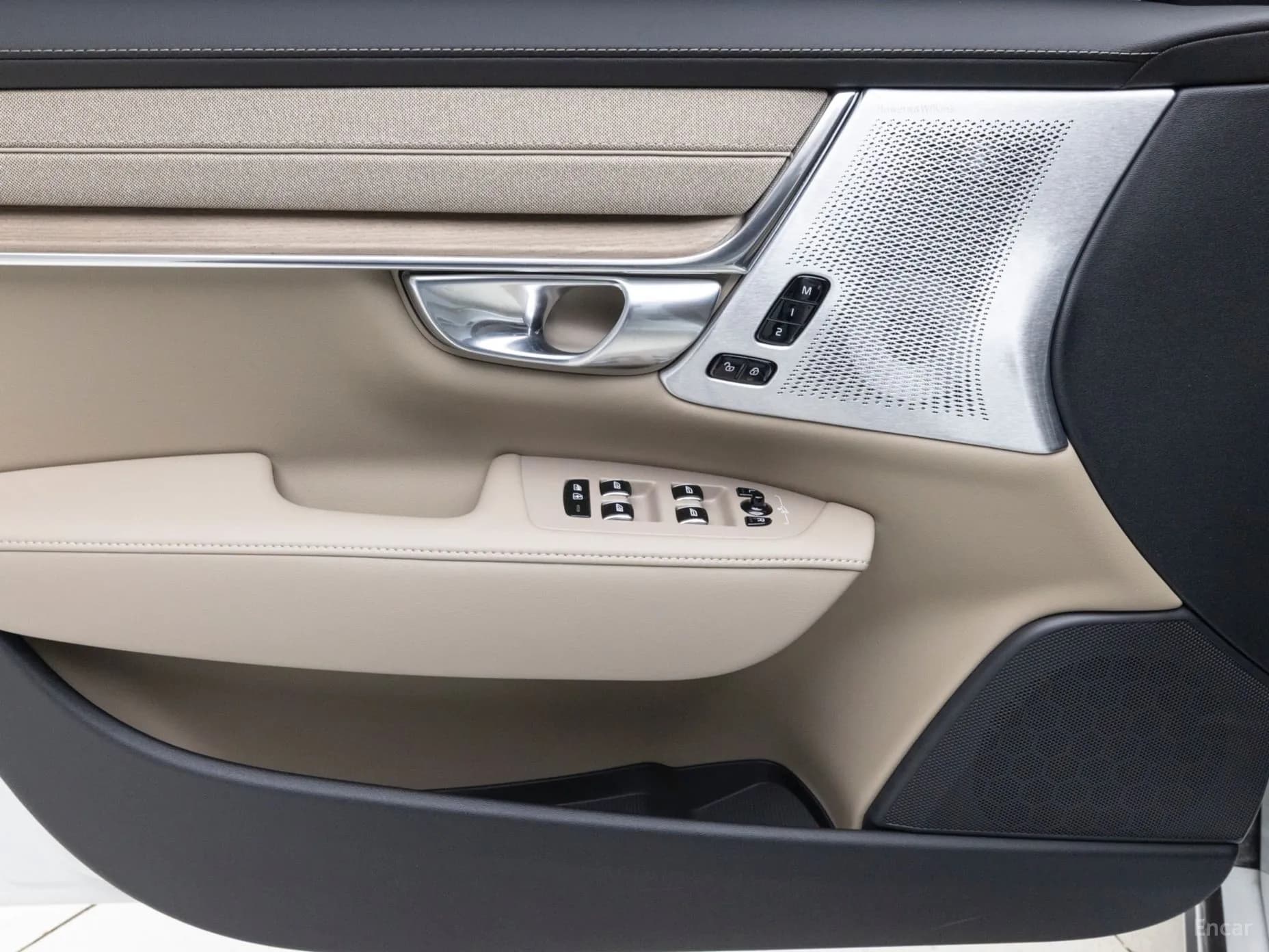 S90