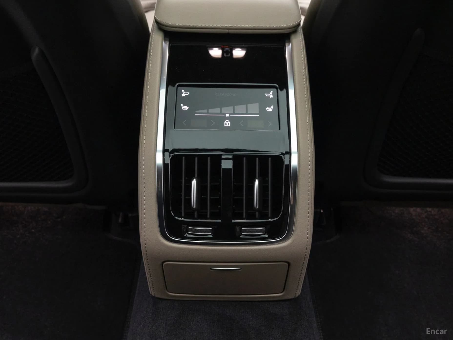 S90
