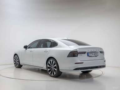 S90