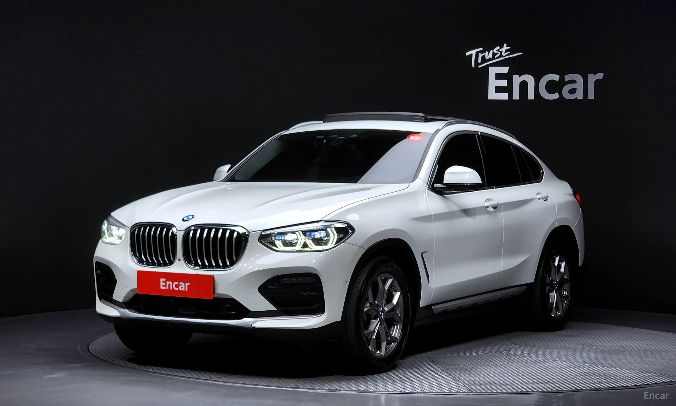 X4 (G02)