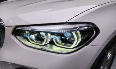X4 (G02)