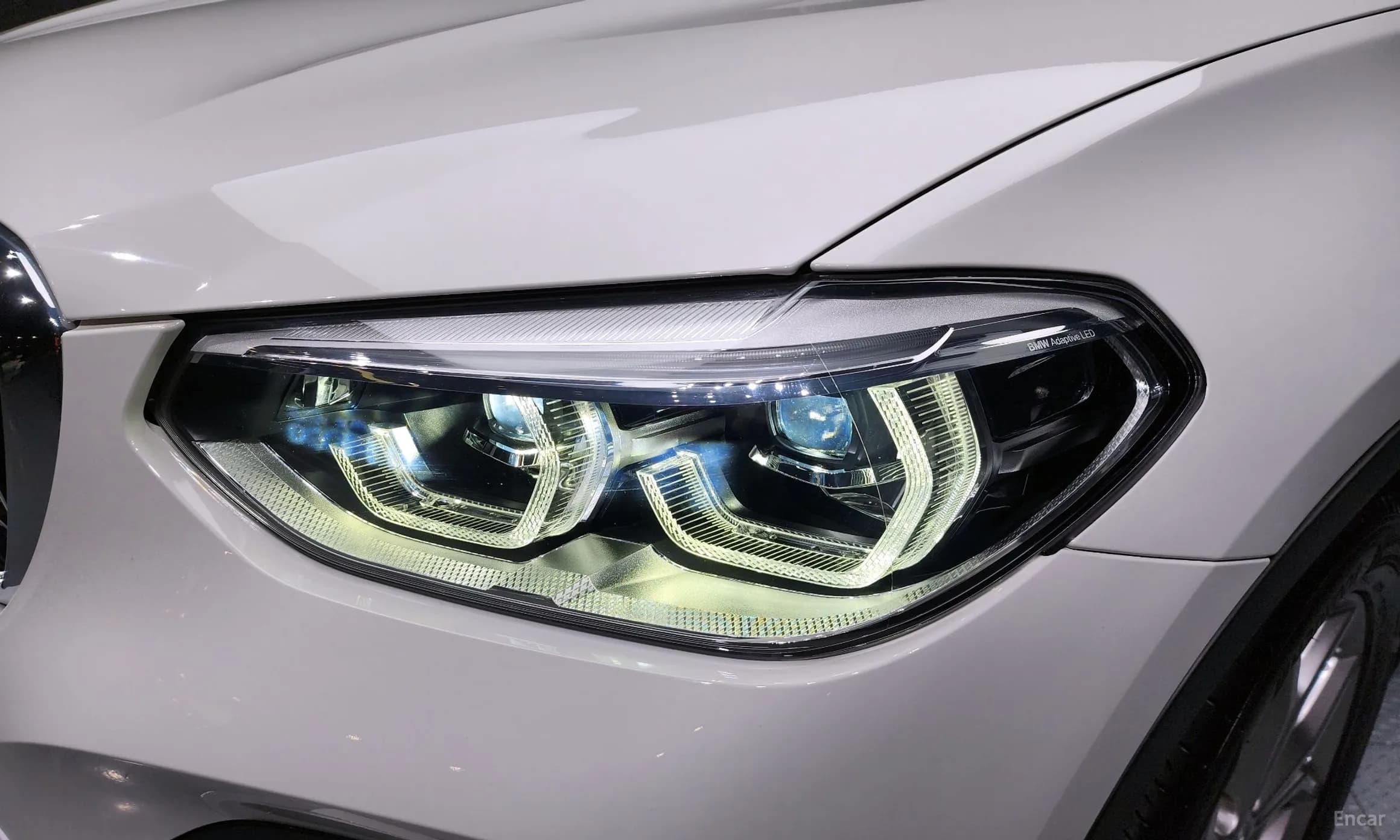 X4 (G02)