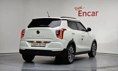 Berry New Tivoli