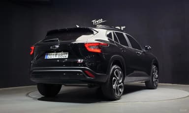 Trax Crossover