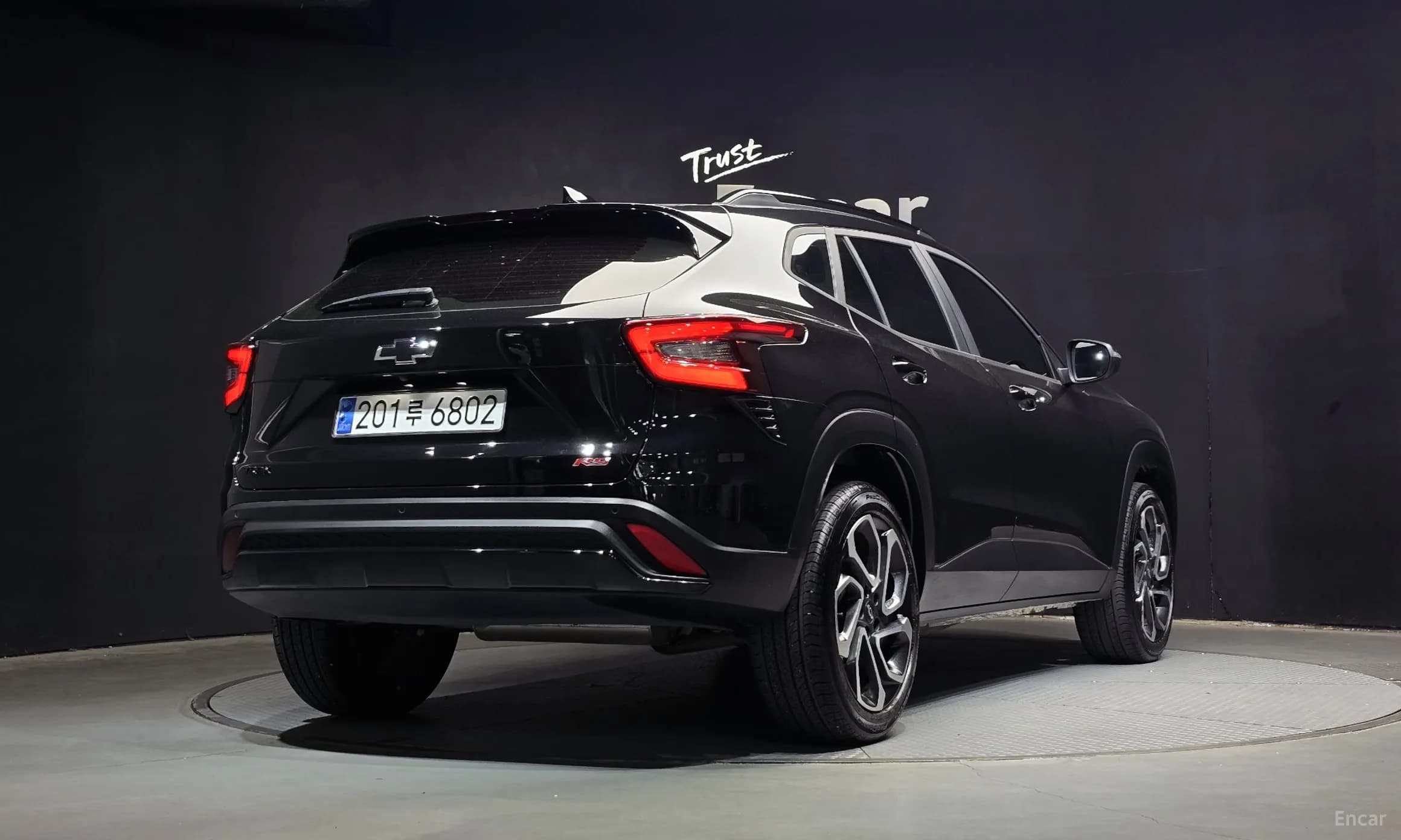 Trax Crossover
