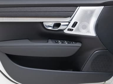 S90