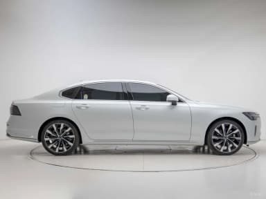 S90