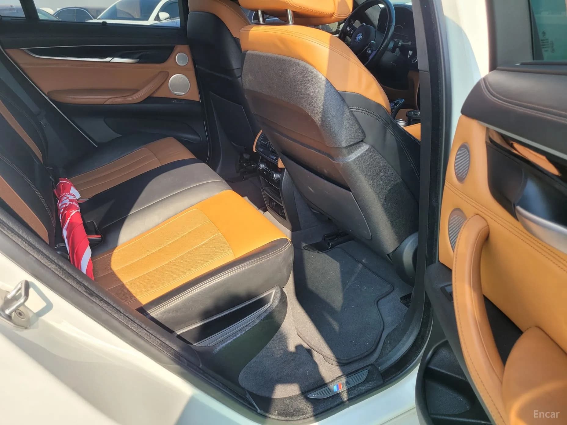 X6 (F16)