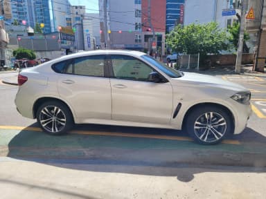X6 (F16)