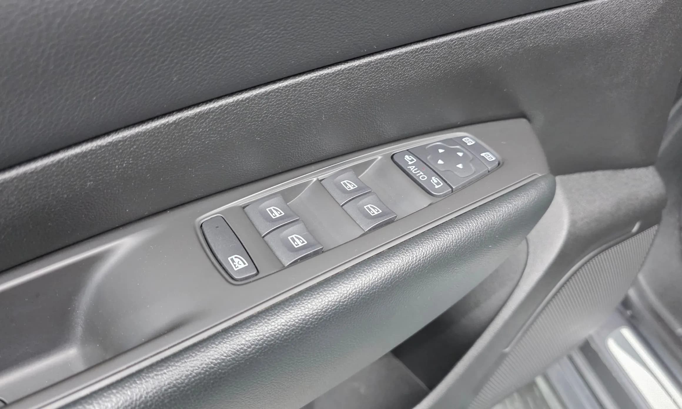 SM6