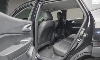 Trax Crossover