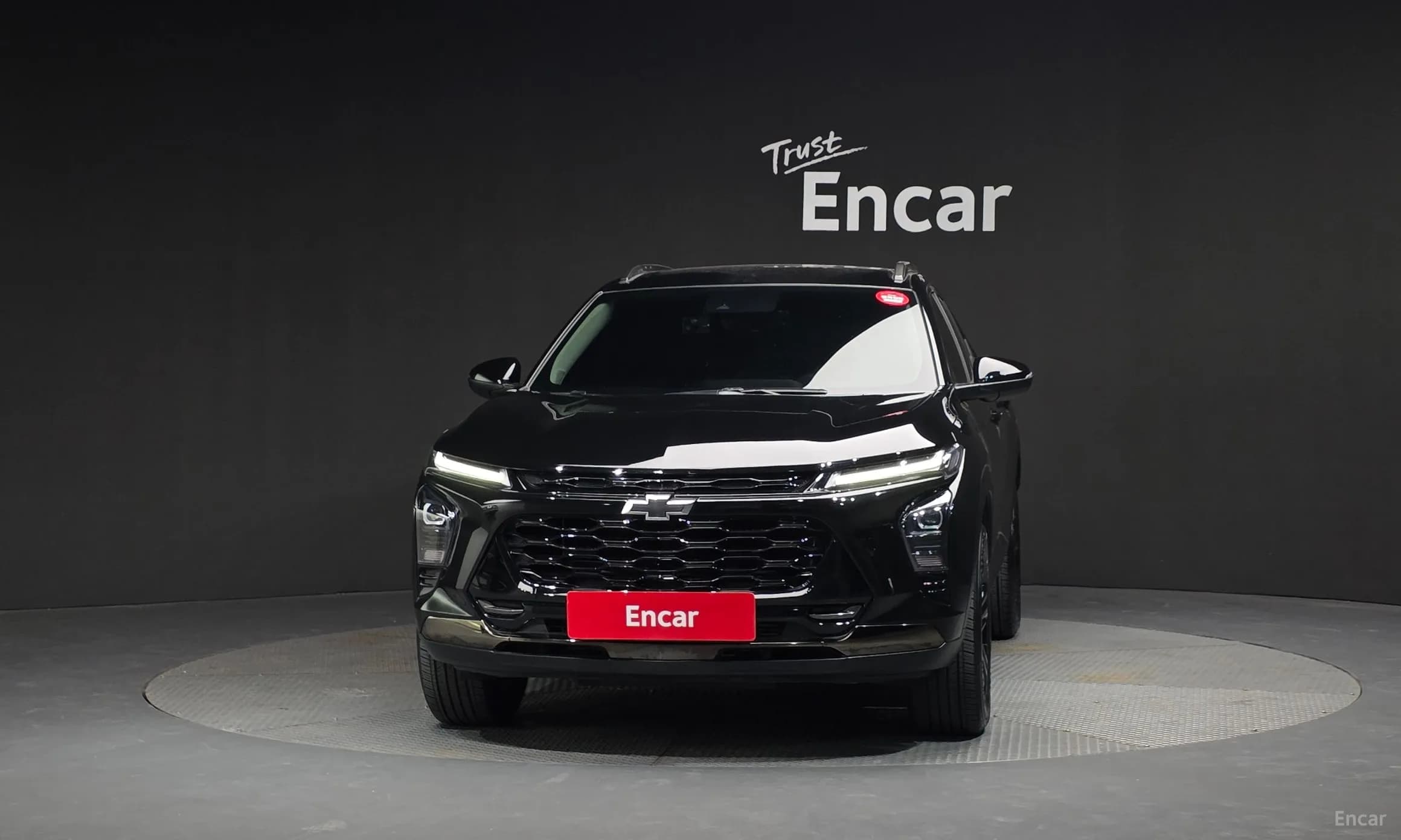 Trax Crossover