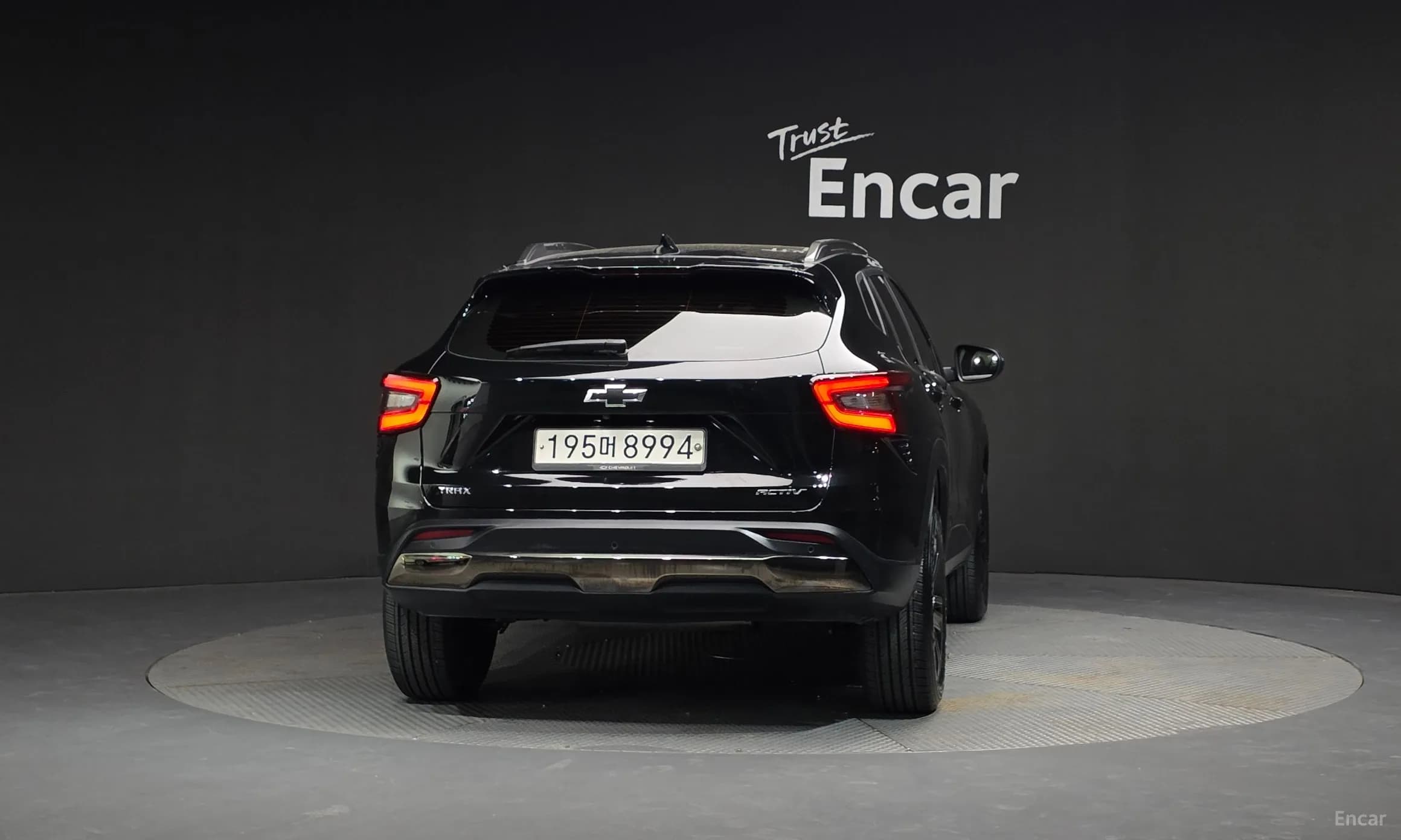 Trax Crossover