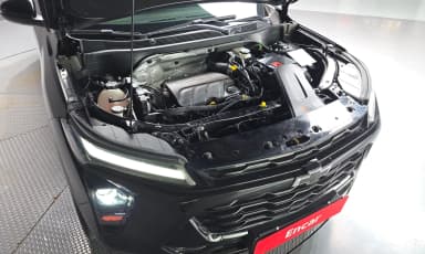 Trax Crossover