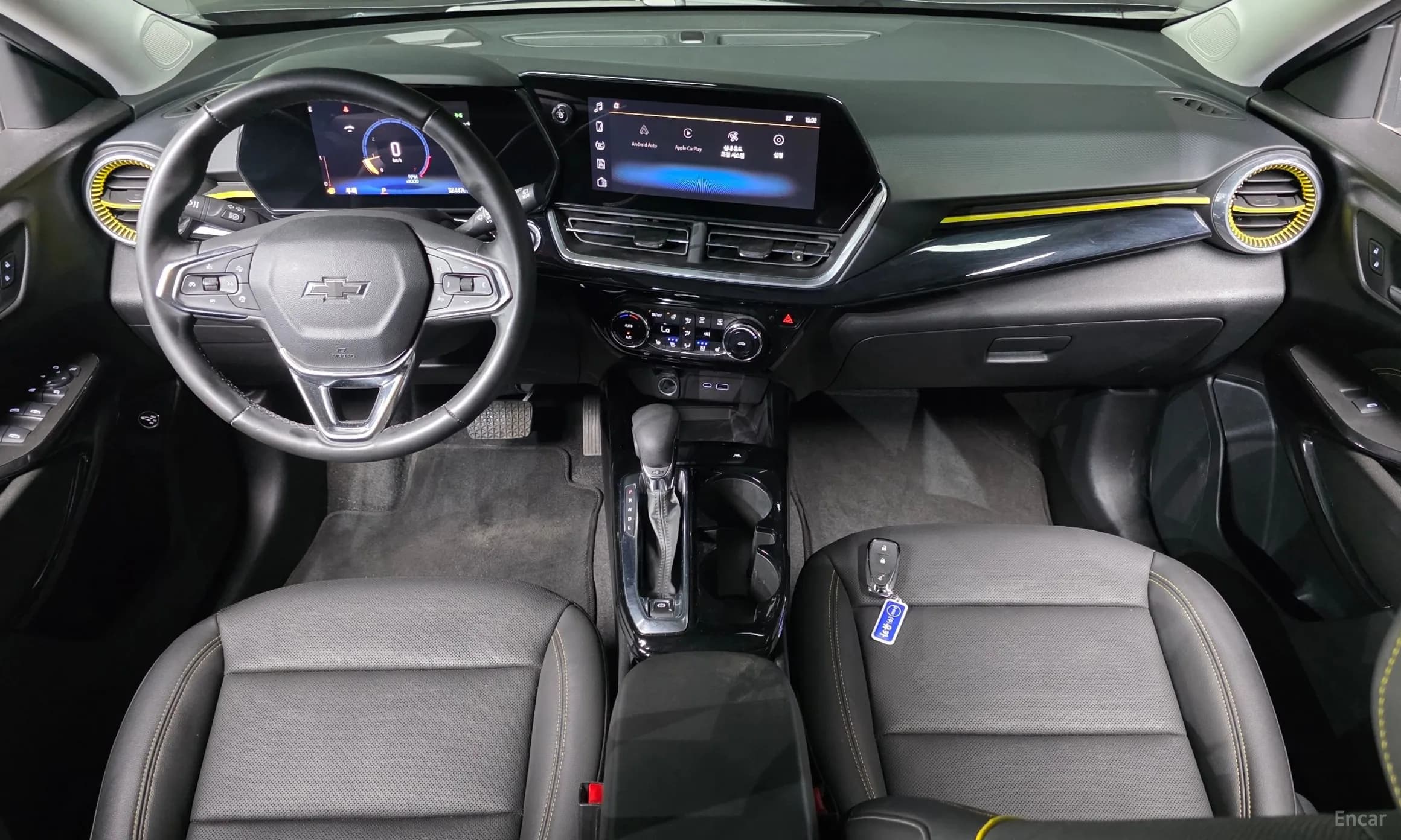 Trax Crossover