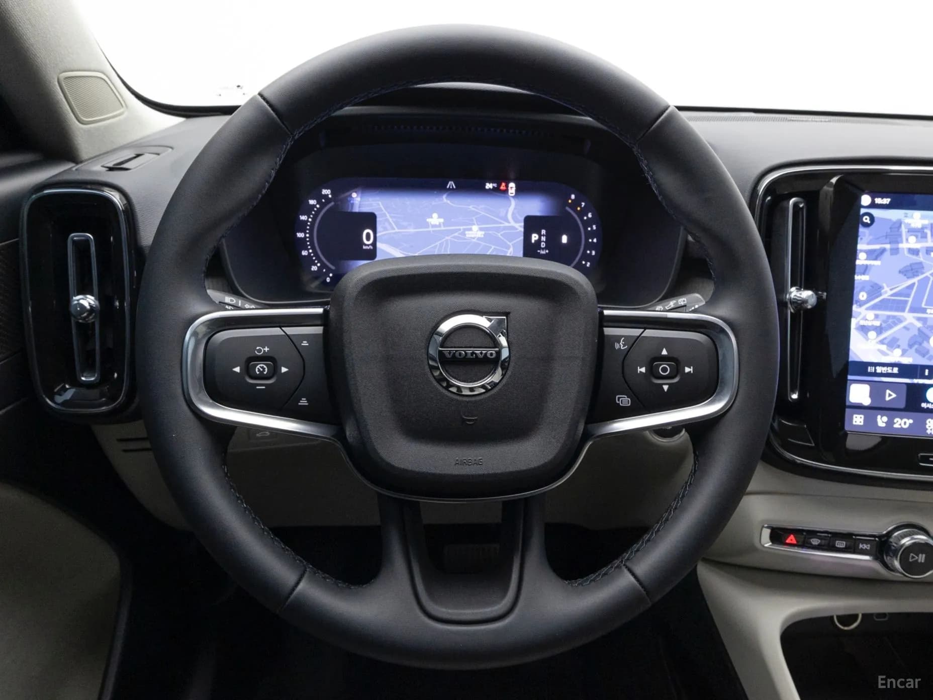XC40
