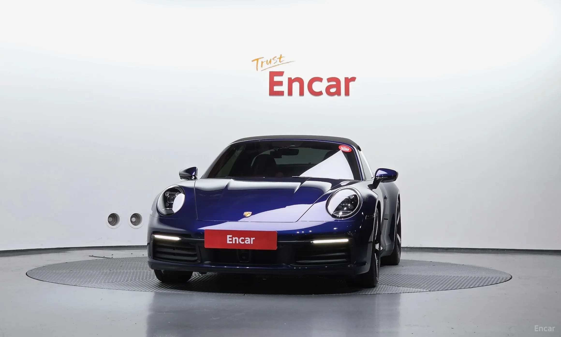 911 (992)