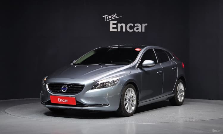 V40