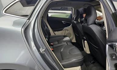 V40