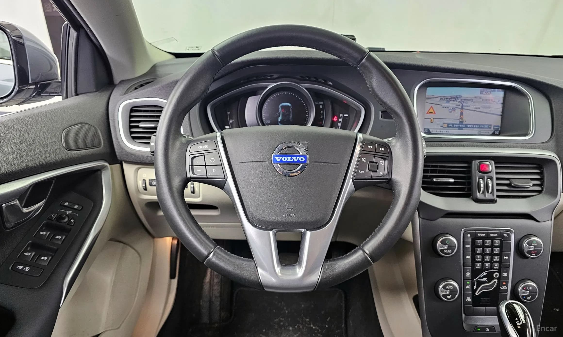 V40