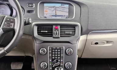 V40