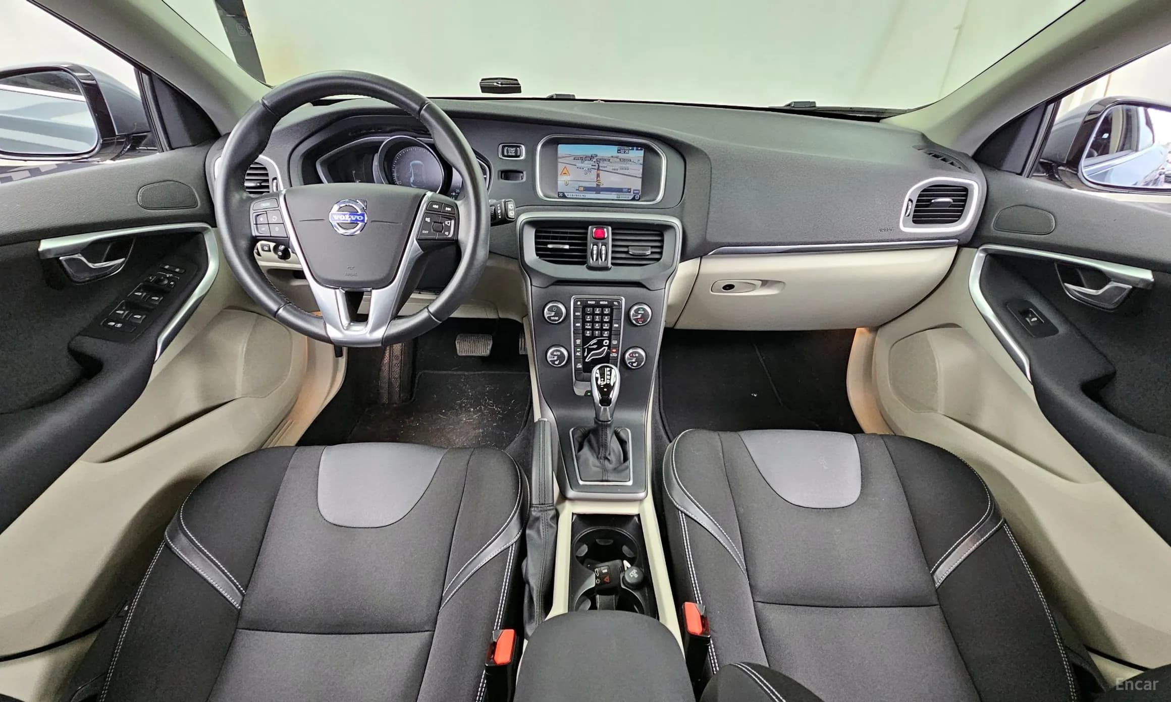 V40