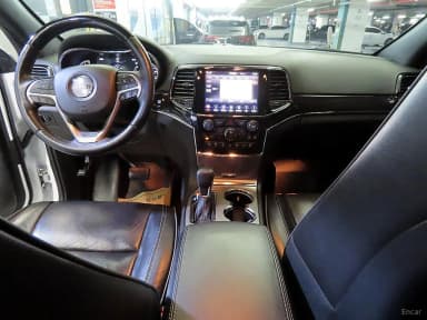 Grand Cherokee