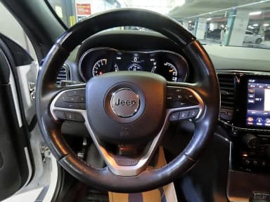 Grand Cherokee