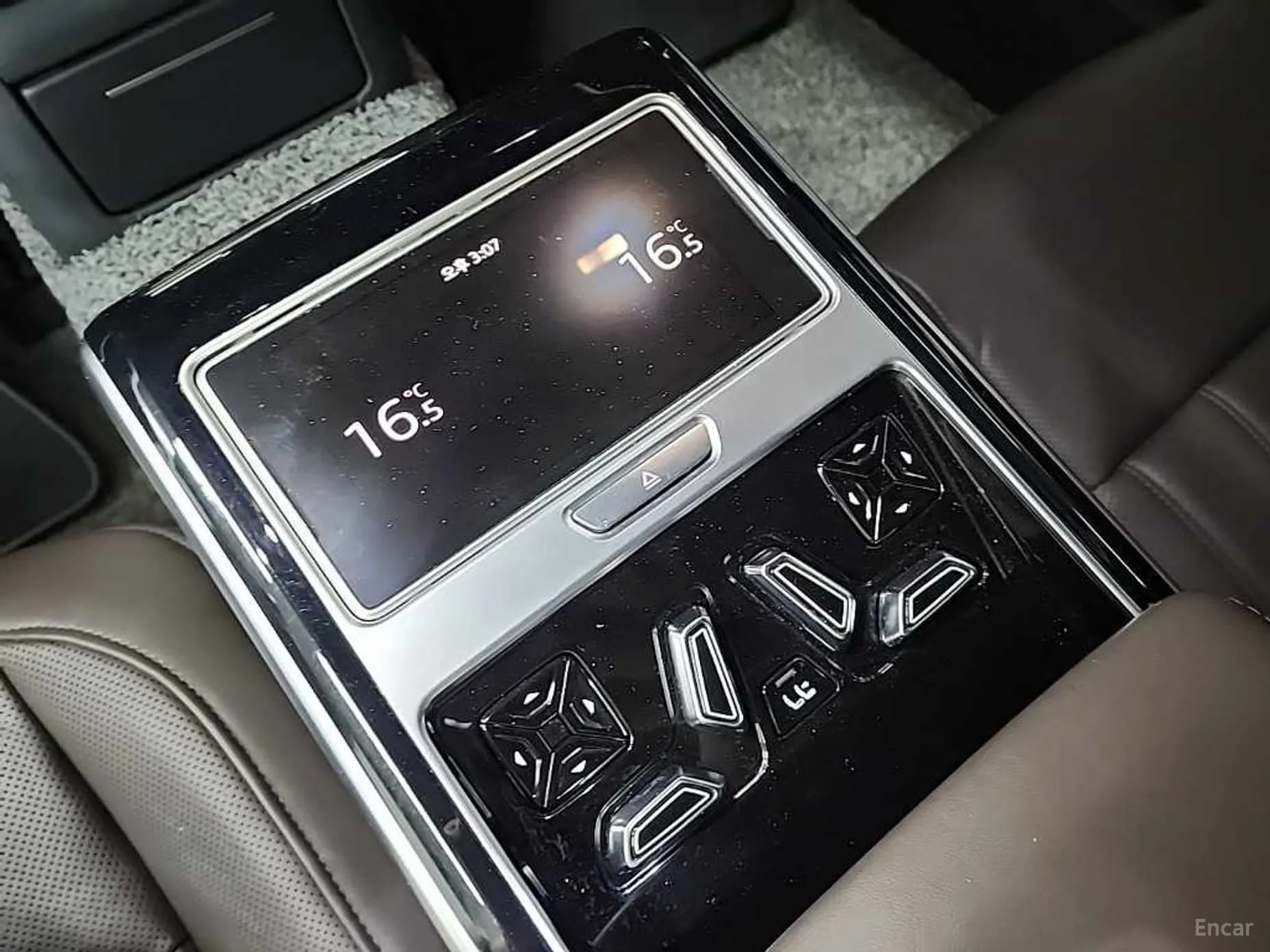 A8 (D5)
