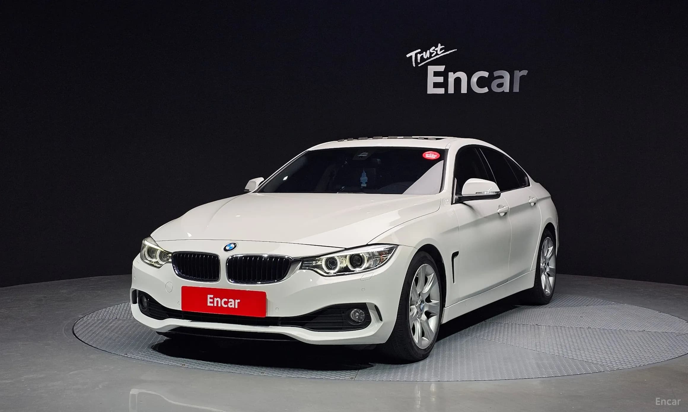 Series 4 (F32)