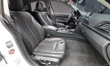 Series 4 (F32)