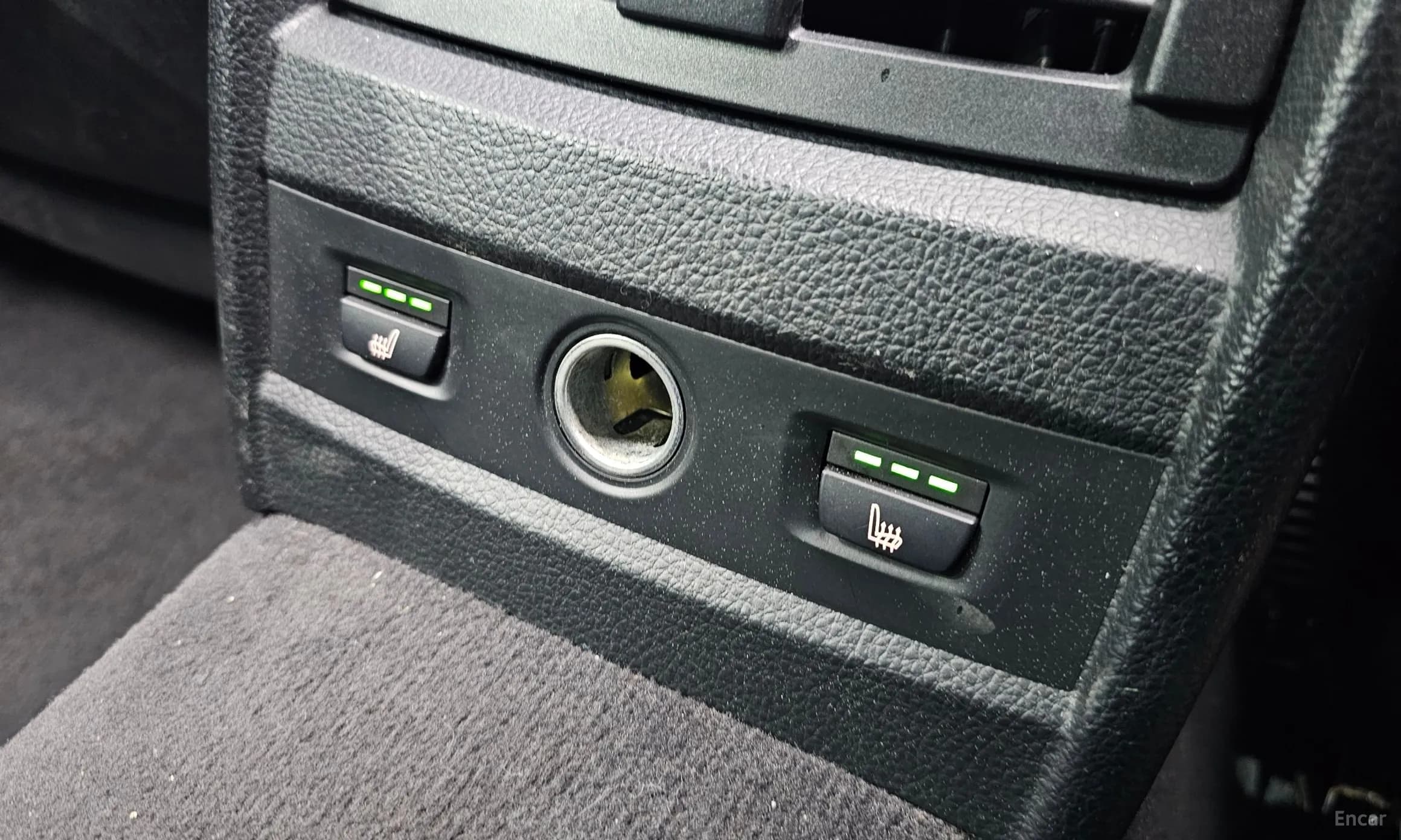 Series 4 (F32)