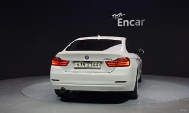 Series 4 (F32)