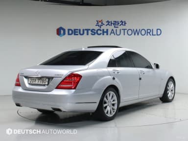 S-Class W221