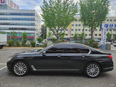 7 Series (G11)