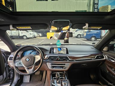 7 Series (G11)