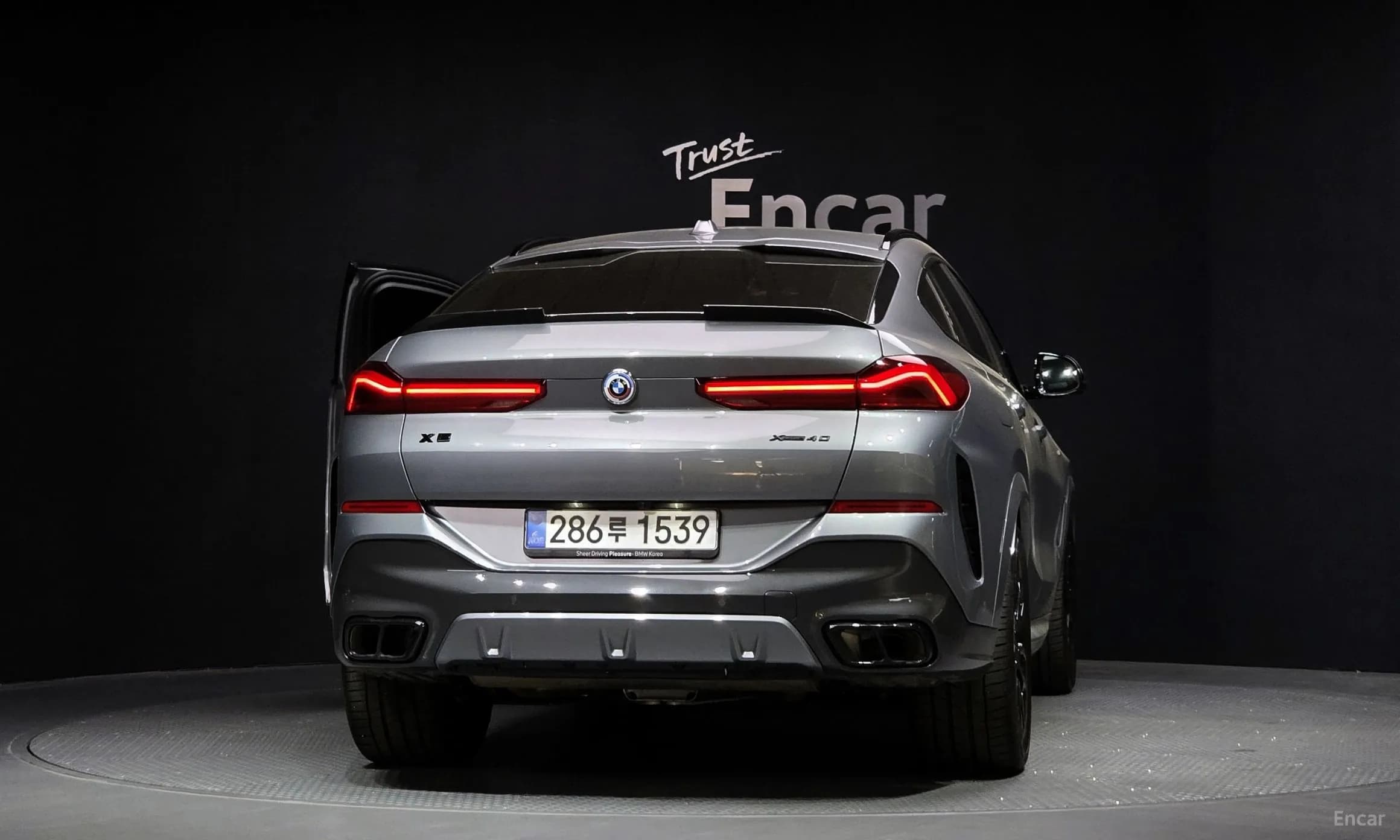 X6 (G06)
