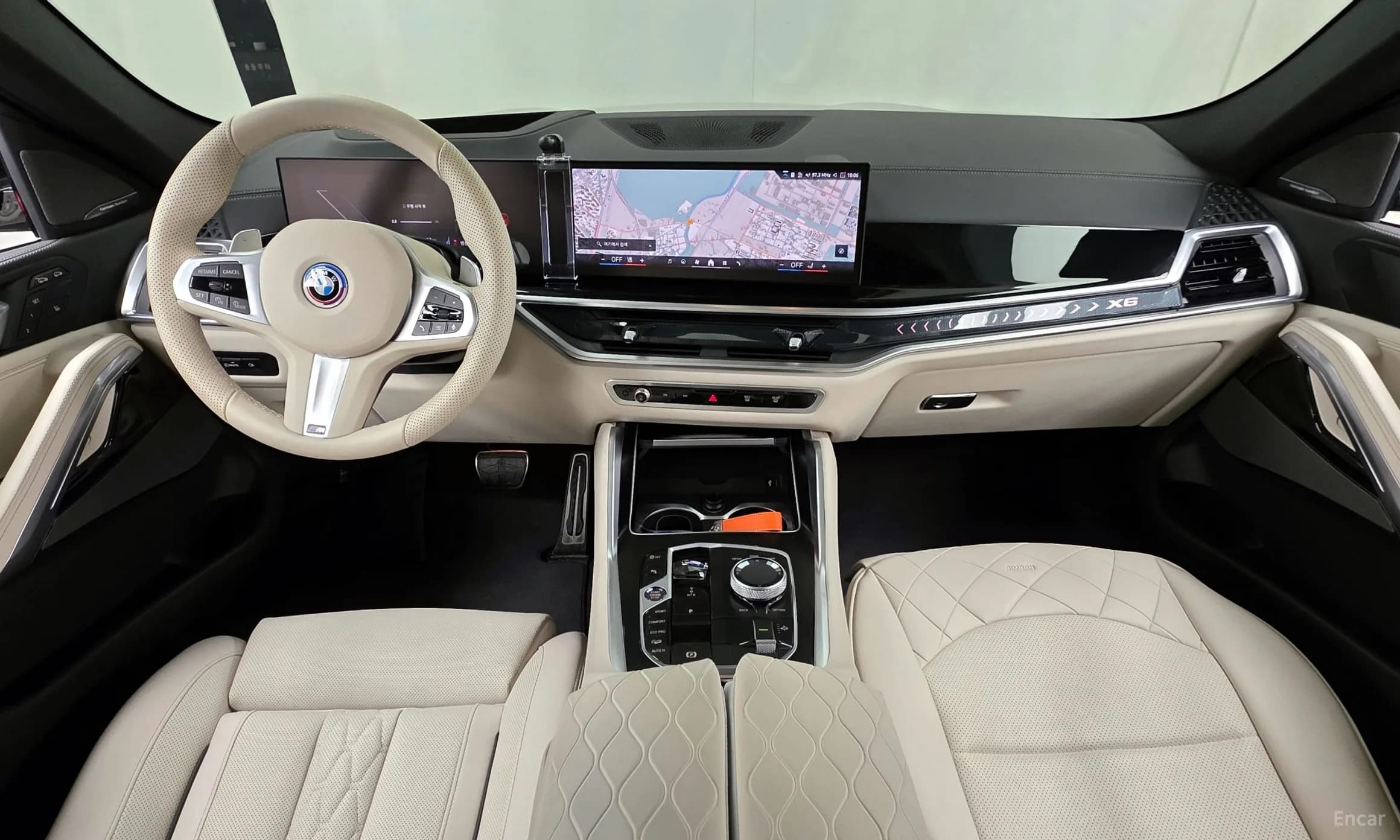 X6 (G06)