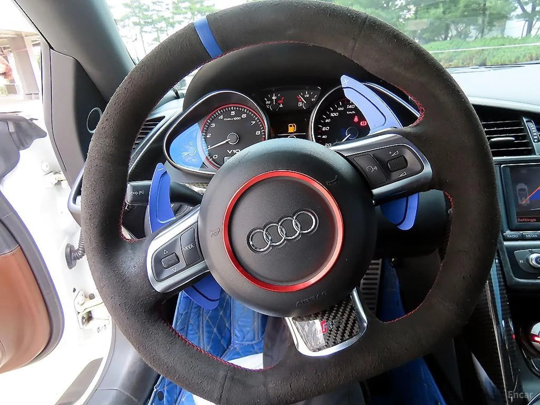 R8