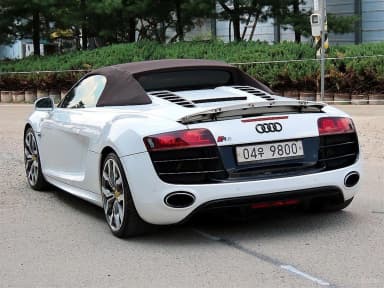 R8