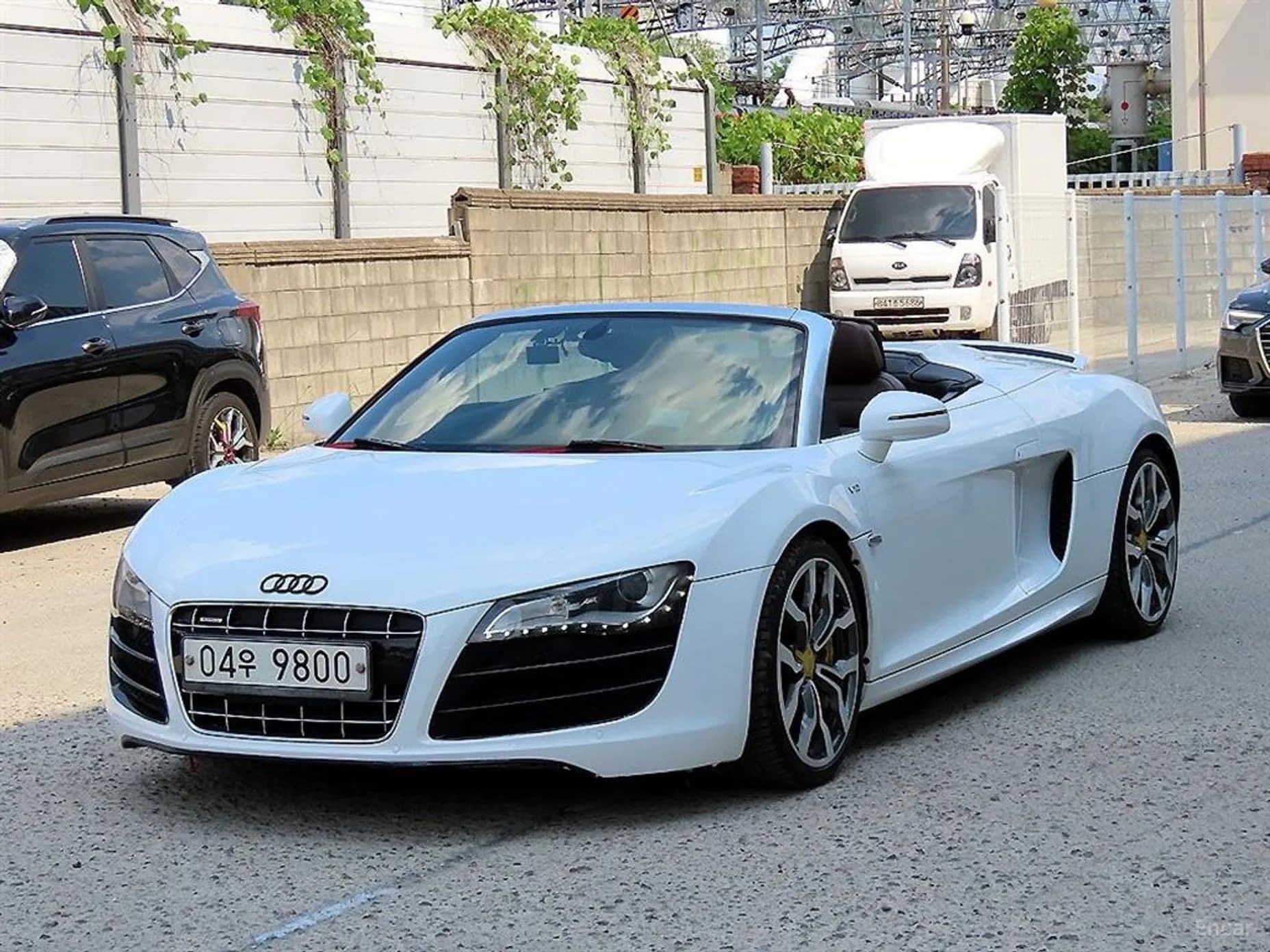 R8