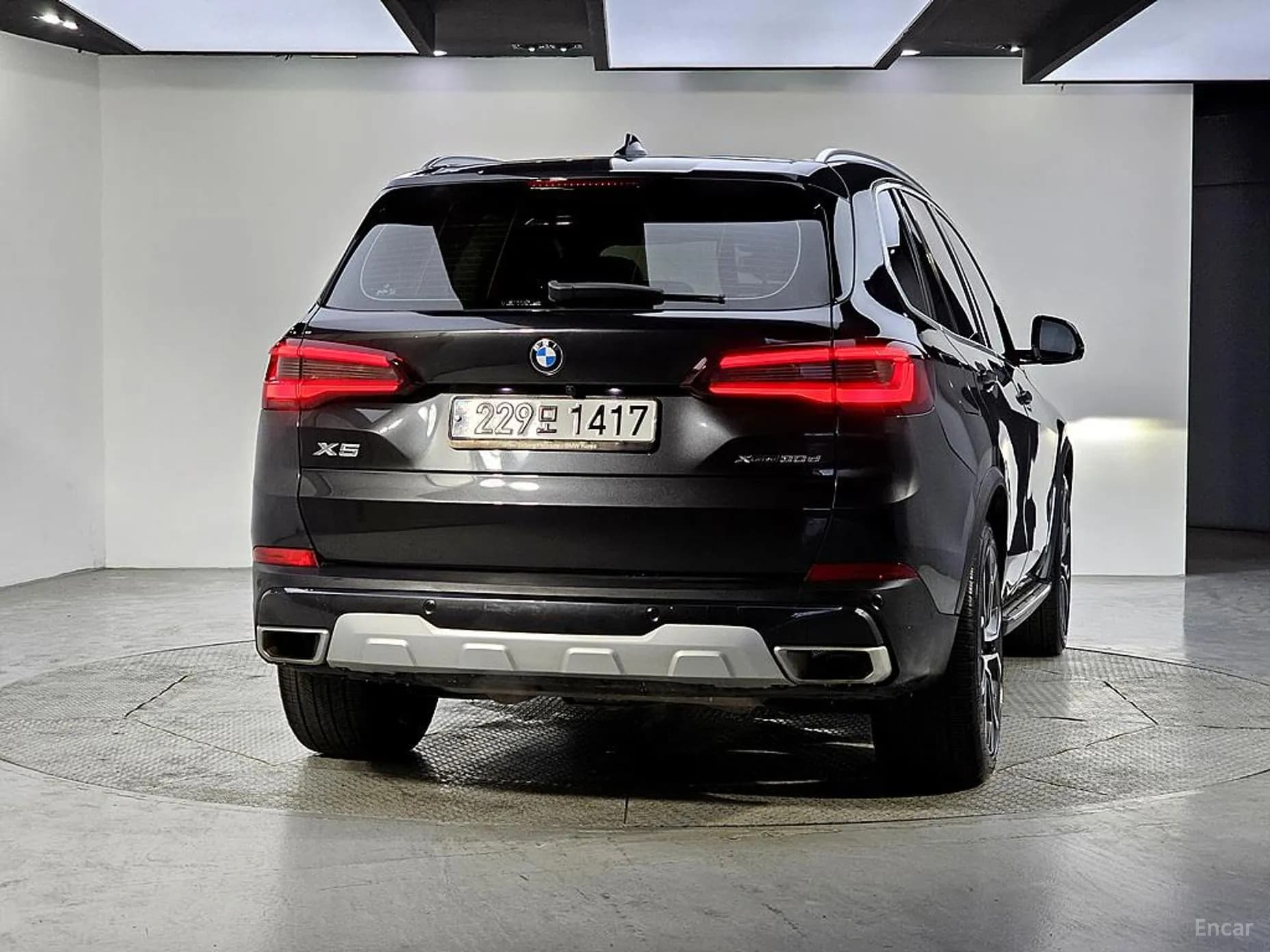 X5 (G05)
